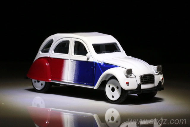 Majorette Citroen 2CV Flag of France