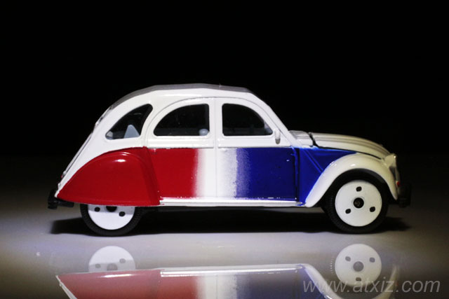 Majorette Citroen 2CV Flag of France