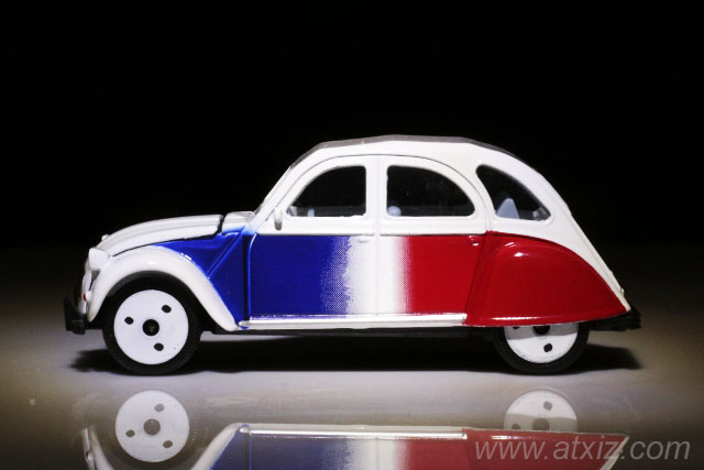 Majorette Citroen 2CV Flag of France