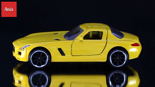 Majorette Benz SLS Neon Yellow