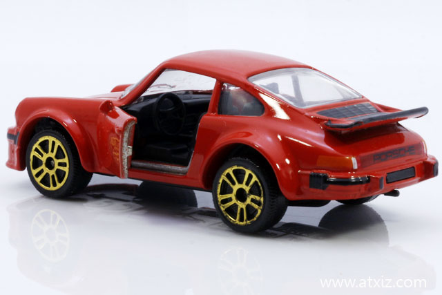 รถโมเดล Porsche 934 Vintage สีแดง