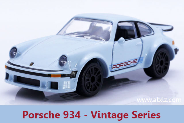 โมเดลรถ Porsche 934 สีฟ้า