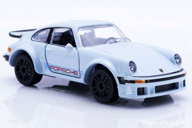โมเดลรถ Porsche 934 สีฟ้า