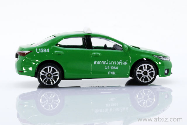 Majorette Thai Taxi Green