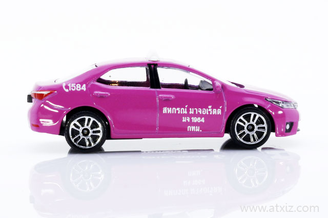 Majorette Pink Thai taxi