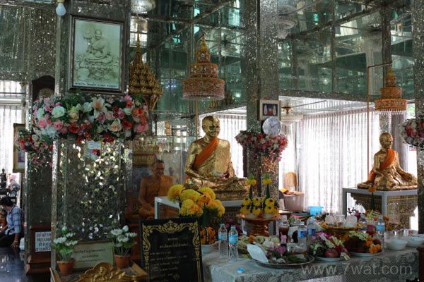 หลวงพ่อปาน วัดบางนมโค